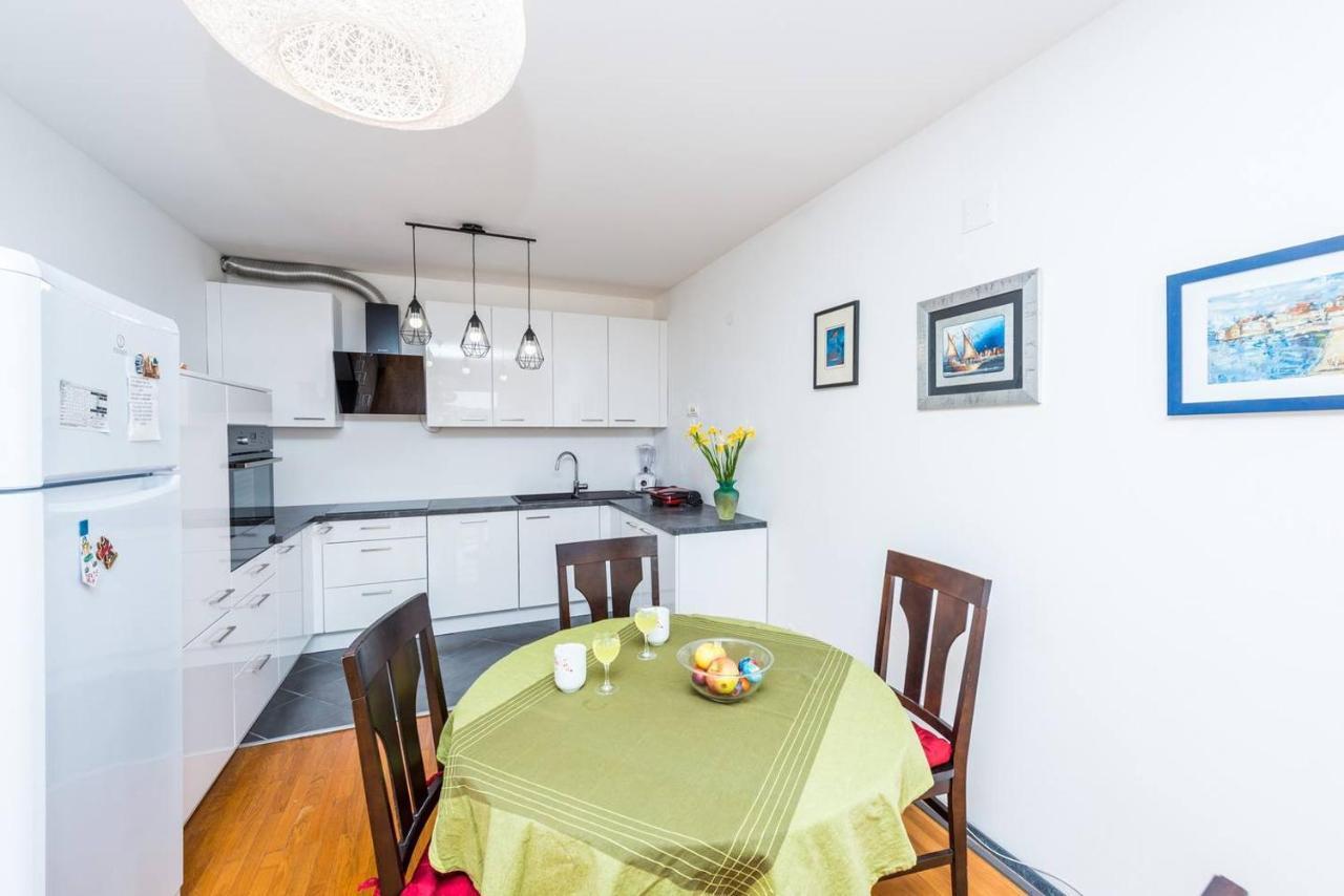 2 Bdrm Amore Дубровник Экстерьер фото